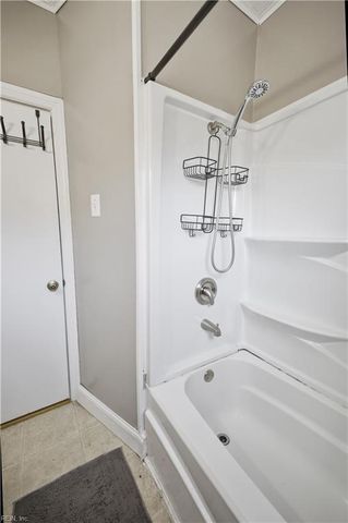4009 Catesby Jones DR, Hampton, VA 23669