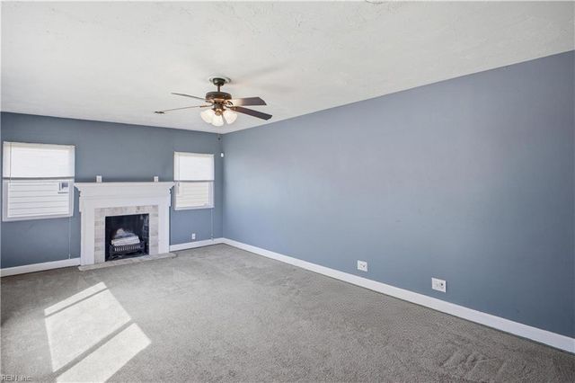 4009 Catesby Jones DR, Hampton, VA 23669