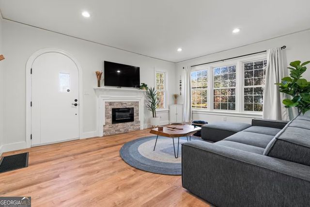 505 S Lewis Street, Lagrange, GA 30240