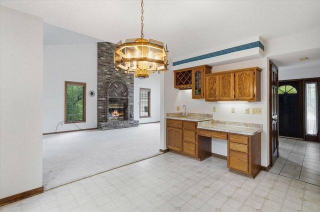 5321 W Woodland DRIVE, Brown Deer, WI 53223