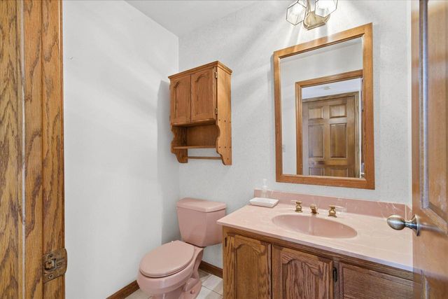 5321 W Woodland DRIVE, Brown Deer, WI 53223