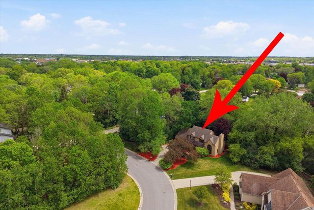 5321 W Woodland DRIVE, Brown Deer, WI 53223