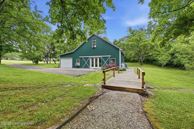 7901 Dobson Ln, Louisville, KY 40291
