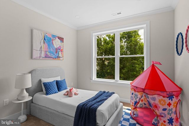 697 PROVIDENT RD, Southampton, PA 18966