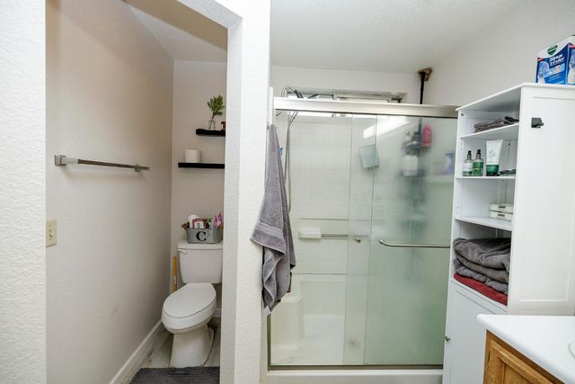 433 Snow Spring Ct, Waterford, CA 95386