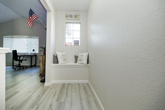 433 Snow Spring Ct, Waterford, CA 95386