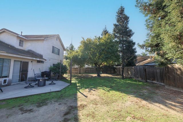 433 Snow Spring Ct, Waterford, CA 95386
