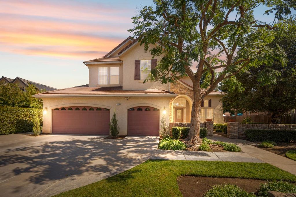 3033 Hanson Avenue, Clovis, CA 93611