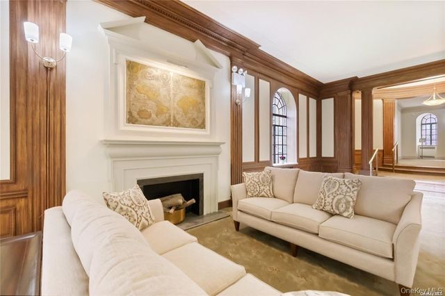 84-51 Beverly Road 6R, Kew Gardens, NY 11415