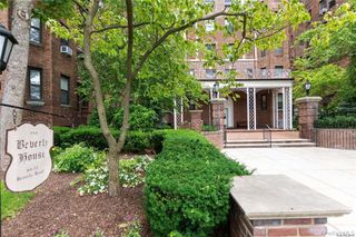 84-51 Beverly Road 6R, Kew Gardens, NY 11415