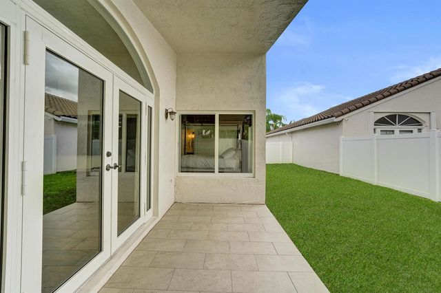 18343 SW 5TH Court, Pembroke Pines, FL 33029