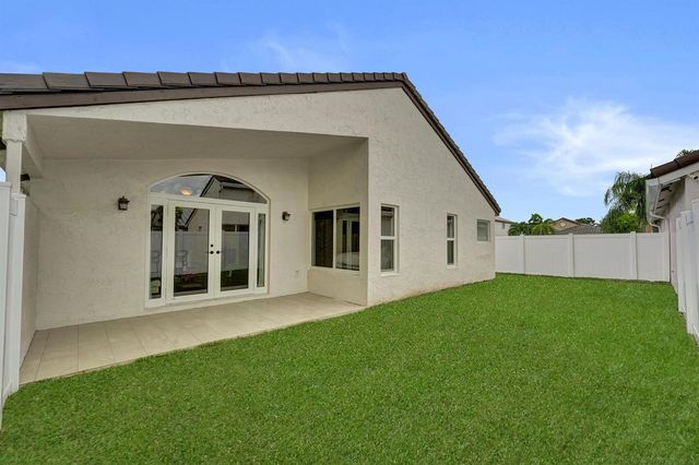 18343 SW 5TH Court, Pembroke Pines, FL 33029