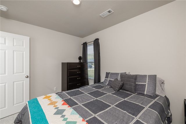 2418 S Ouachita Drive, Fayetteville, AR 72701