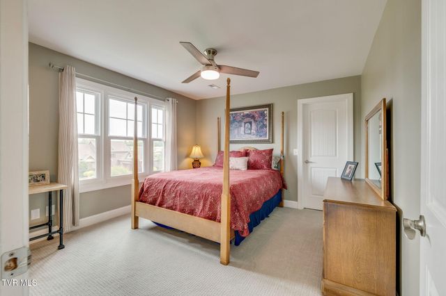 145 Grande Harbor Way, Blountville, TN 37617