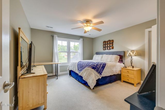 145 Grande Harbor Way, Blountville, TN 37617