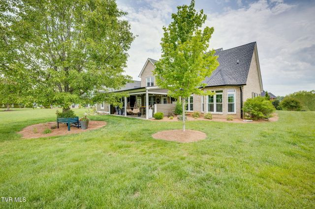 145 Grande Harbor Way, Blountville, TN 37617