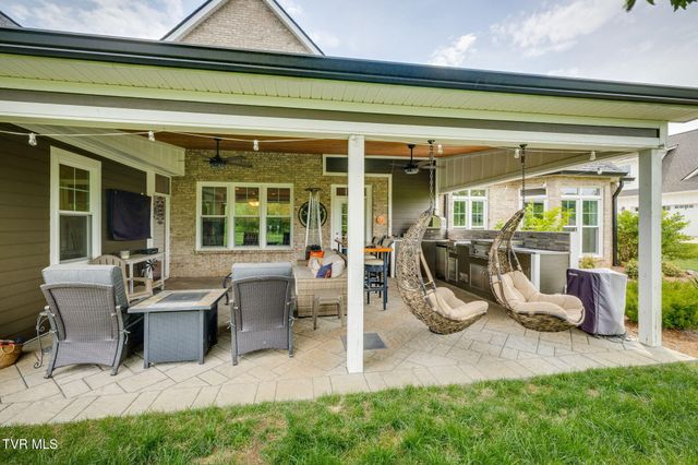 145 Grande Harbor Way, Blountville, TN 37617