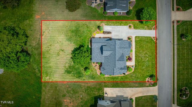 145 Grande Harbor Way, Blountville, TN 37617