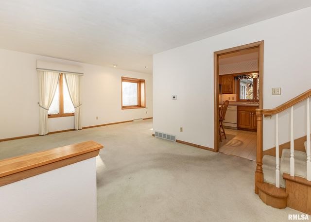 3332 16TH Street, Moline, IL 61265