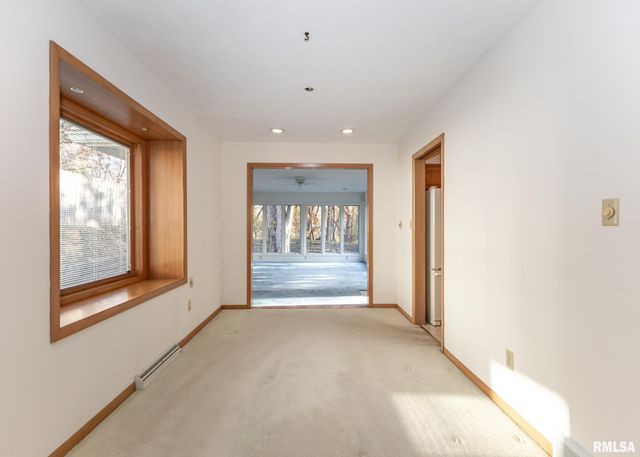 3332 16TH Street, Moline, IL 61265