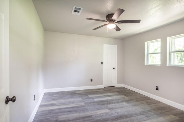266 Lakeland Road, Huntsville, TX 77320