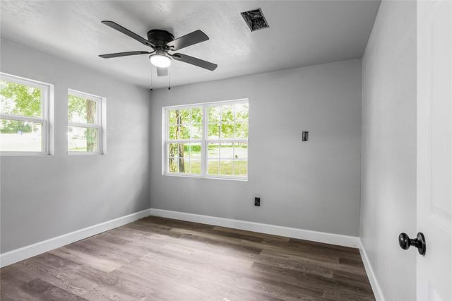 266 Lakeland Road, Huntsville, TX 77320