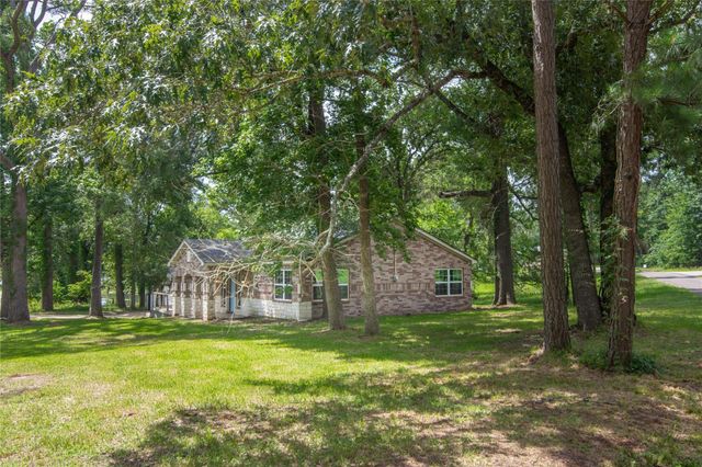 266 Lakeland Road, Huntsville, TX 77320