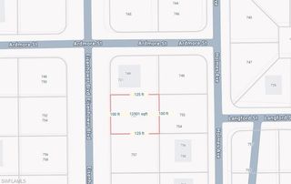 753/755 Eisenhower BLVD, Lehigh Acres, FL 33974