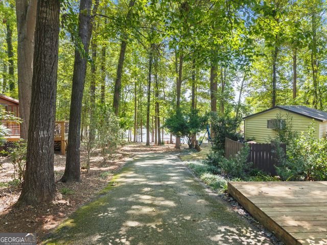 878 Lakeshore Road, Martin, GA 30557
