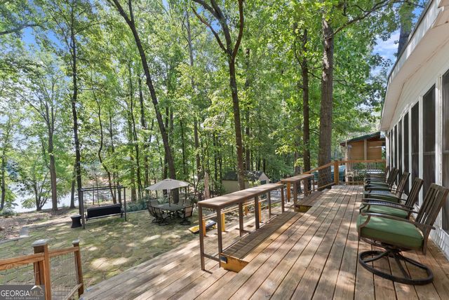 878 Lakeshore Road, Martin, GA 30557