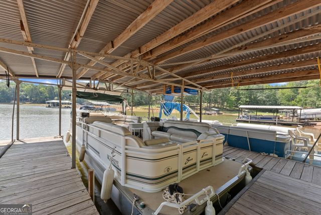 878 Lakeshore Road, Martin, GA 30557