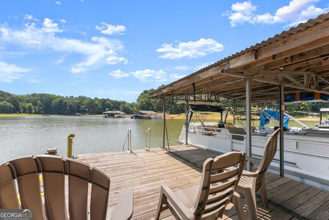 878 Lakeshore Road, Martin, GA 30557