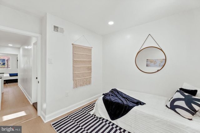 1316 S 6TH ST, Philadelphia, PA 19147