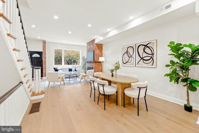 1316 S 6TH ST, Philadelphia, PA 19147