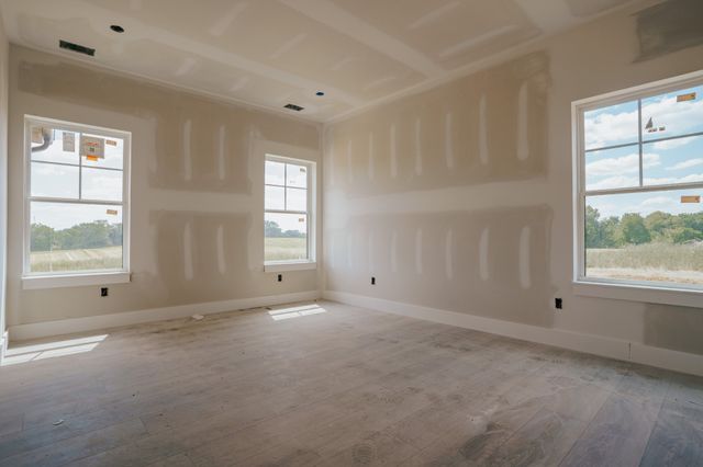 7734 Burgess Gower Rd, Cedar Hill, TN 37032