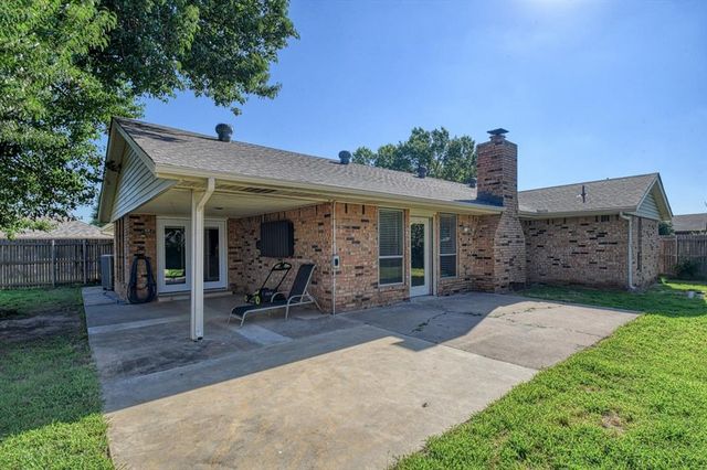 3302 Pheasant Run Road, Norman, OK 73072