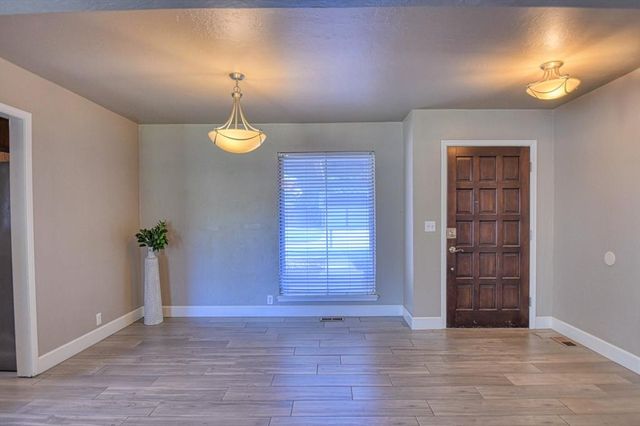 3302 Pheasant Run Road, Norman, OK 73072