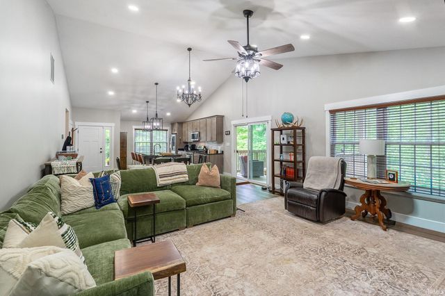 6870 Four Mile Ridge Road, Nashville, IN 47448