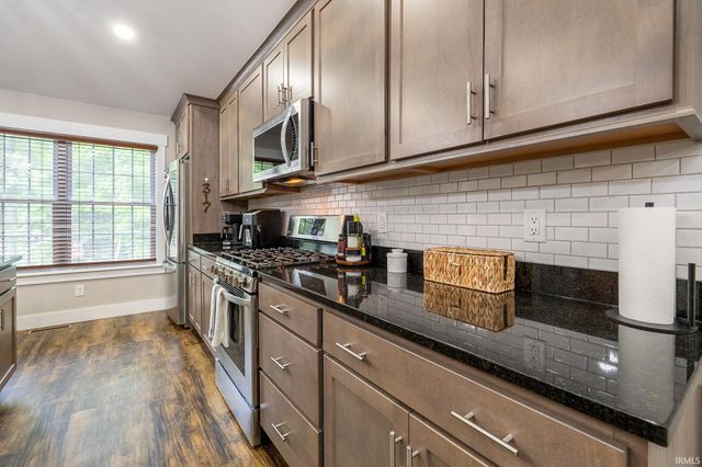 6870 Four Mile Ridge Road, Nashville, IN 47448