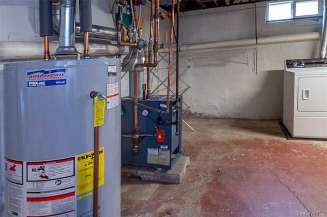 216 Hoyt Street, Port Ewen, NY 12429