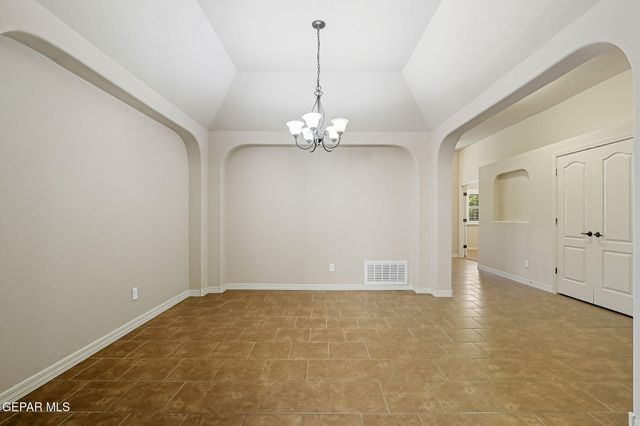 5961 LOS PUEBLOS Drive, El Paso, TX 79912