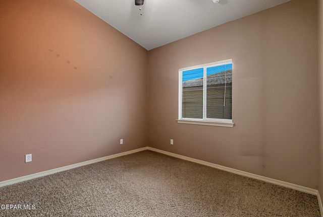 5961 LOS PUEBLOS Drive, El Paso, TX 79912