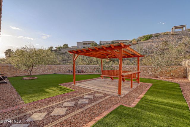 5961 LOS PUEBLOS Drive, El Paso, TX 79912