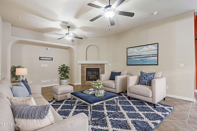 5961 LOS PUEBLOS Drive, El Paso, TX 79912