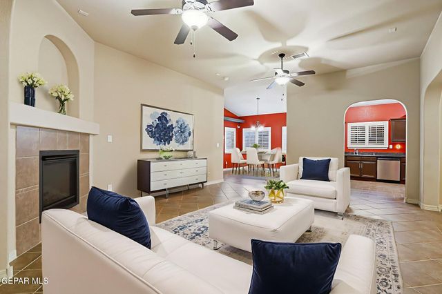 5961 LOS PUEBLOS Drive, El Paso, TX 79912