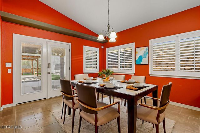 5961 LOS PUEBLOS Drive, El Paso, TX 79912