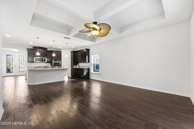 162 QUEENSLAND Circle, Jacksonville, FL 32081