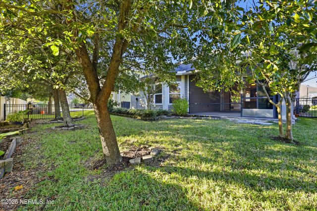 162 QUEENSLAND Circle, Jacksonville, FL 32081