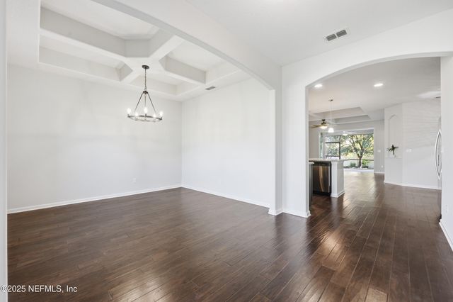 162 QUEENSLAND Circle, Jacksonville, FL 32081