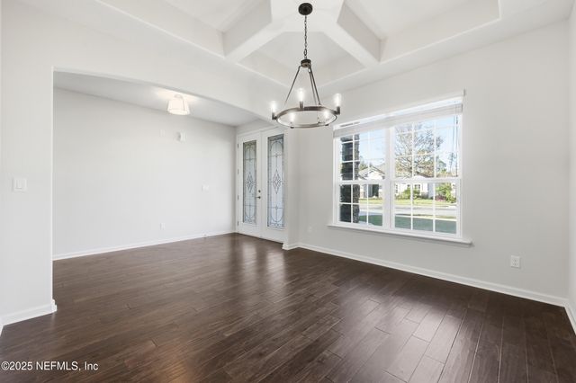 162 QUEENSLAND Circle, Jacksonville, FL 32081